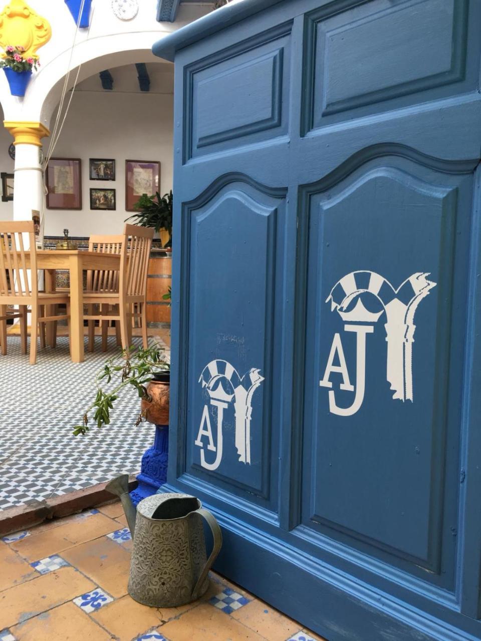 קורדובה Seneca Hostel מראה חיצוני תמונה