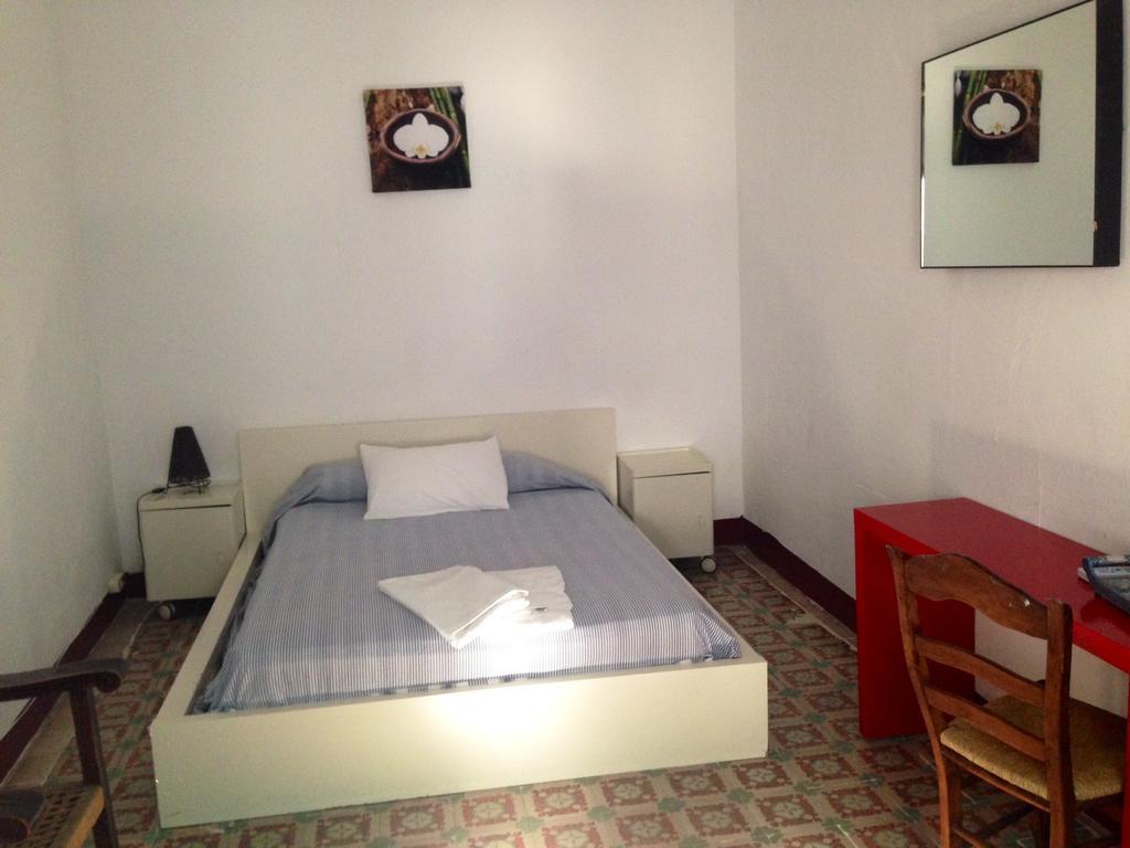 קורדובה Seneca Hostel מראה חיצוני תמונה